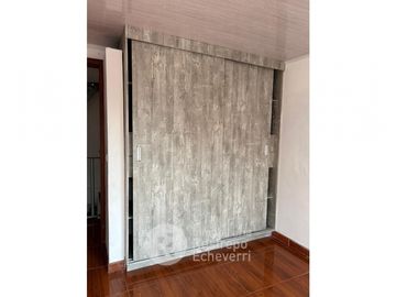 Casa con renta en venta, barrio Villa Juanita, Villamaria