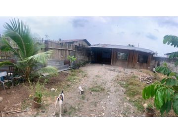 Sucumbios.  Canton Lago Agrio , Terreno en Venta, 246m2, Casa  96m2