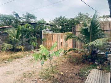 Sucumbios.  Canton Lago Agrio , Terreno en Venta, 246m2, Casa  96m2