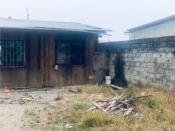 Sucumbios.  Canton Lago Agrio , Terreno en Venta, 246m2, Casa  96m2