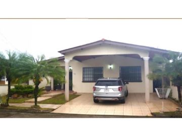 VENTA CASA BRISAS DEL GOLF 3REC LB