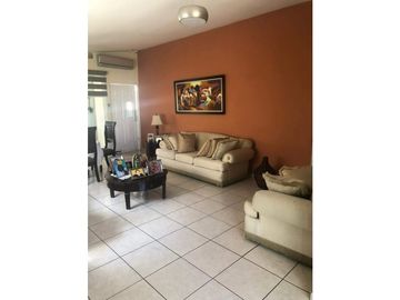 VENTA CASA BRISAS DEL GOLF 3REC LB