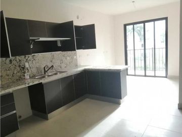 VENTA NUEVO PH EMBASSY CLUB GARDEN CLAYTON 4REC VACIO