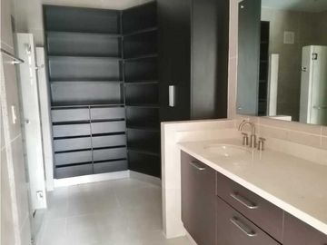 VENTA NUEVO PH EMBASSY CLUB GARDEN CLAYTON 4REC VACIO
