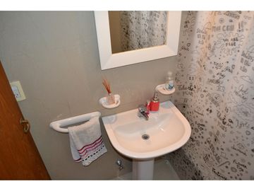 Duplex 3 ambientes con terraza y parrilla propia