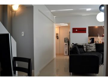 Duplex 3 ambientes con terraza y parrilla propia