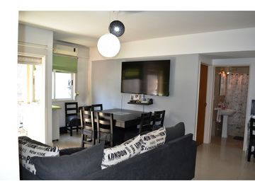Duplex 3 ambientes con terraza y parrilla propia