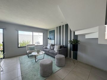 Casa nueva en venta  por Vialidad López Portillo, fraccionamiento residencial cerca del aeropuerto de Toluca, parque Toluca 2000 y Plaza Santin.