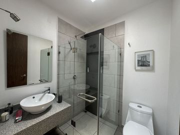 Casa nueva en venta  por Vialidad López Portillo, fraccionamiento residencial cerca del aeropuerto de Toluca, parque Toluca 2000 y Plaza Santin.