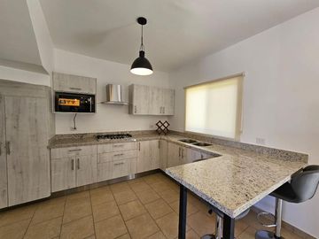 Casa en Venta en Fracc. QUINTAS NAVARRA Torreón Coah. Modelo MALVASIA