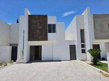 Casa en Venta en Residencial Senderos