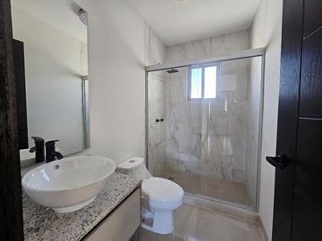 CASA EN VENTA EN FRACC. QUINTAS DEL PALMAR TORREÓN, COAHUILA