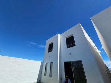 CASA EN VENTA EN FRACC. QUINTAS DEL PALMAR TORREÓN, COAHUILA