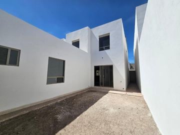 CASA EN VENTA EN QUINTAS DEL PALMAR, TORREÓN, COAHUILA.