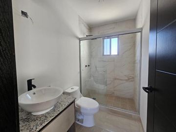 CASA EN VENTA EN QUINTAS DEL PALMAR, TORREÓN, COAHUILA.