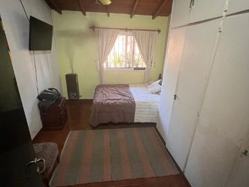 Chalet en venta en Castelar Sur