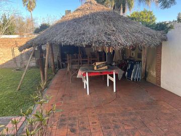 Chalet en venta en Castelar Sur