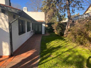 Chalet en venta en Castelar Sur