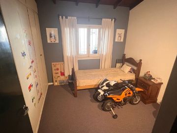 Chalet en venta en Castelar Sur