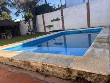 Chalet en venta en Castelar Sur