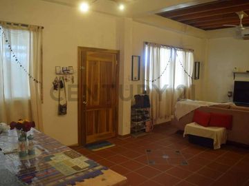 En venta casa rustica amoblada vista al mar en Puerto López