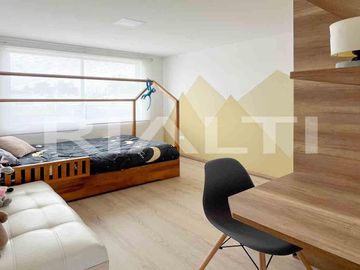 Calderon, Casa 3 Habitaciones con Terraza y Dos Parqueaderos