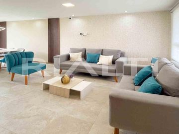 Calderon, Casa 3 Habitaciones con Terraza y Dos Parqueaderos