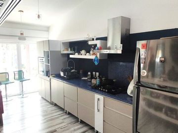 PLÁCIDA CASA DE CAMPO EN LERMA. VENTA