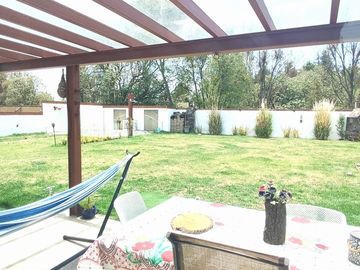 PLÁCIDA CASA DE CAMPO EN LERMA. VENTA