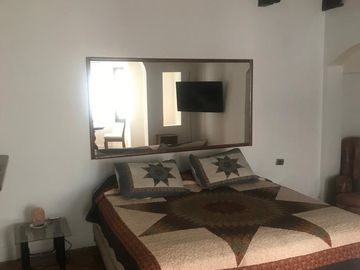 Hotel de 34 habitaciones con baño privado en Santiago Centro