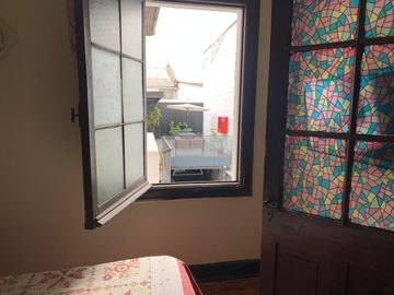 Hotel de 34 habitaciones con baño privado en Santiago Centro