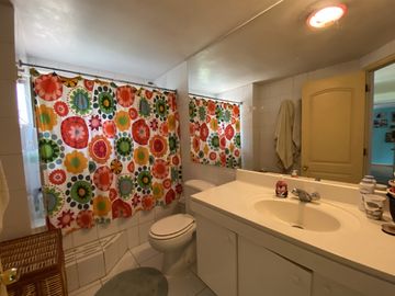 Exclusivo Cada condominio Huechuraba 5D4B, Piscina