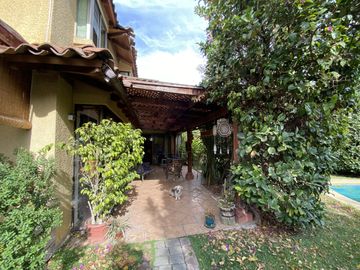 Exclusivo Cada condominio Huechuraba 5D4B, Piscina