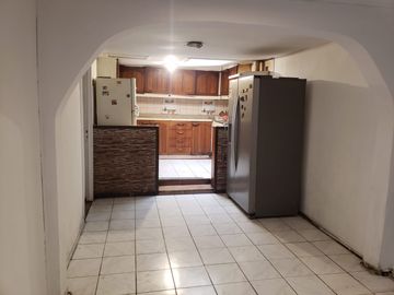Casa esquina amplia y cómoda 3 dormitorios 2 baños