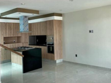 6 Casas en Preventa en Condominio Pop (Av. Patria y Volcán Popocatápetl)
