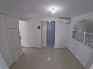 CASA EN VENTA COL INSURGENTES APODACA