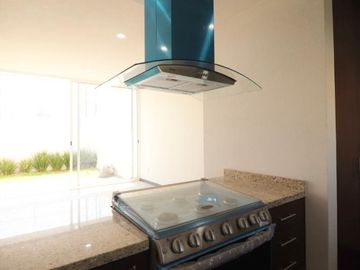 CASA NUEVA EN VENTA EN MORELIA, ZONA ALTOZANO.