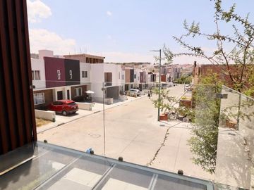 Casa en venta en Morelia, Fraccionamiento Cañadas del Bosque