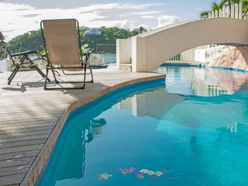 CASA A PIE DE PLAYA EN MANZANILLO