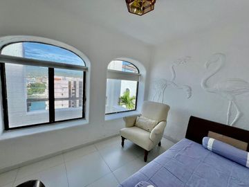 CASA CON VISTA AL MAR EN LA PENINSULA DE SANTIAGO EN MANZANILLO