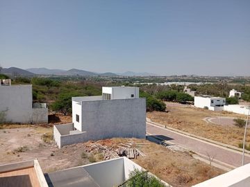 Estrena casa en El Encino Residencial