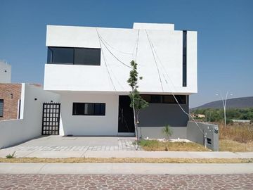 Estrena casa en El Encino Residencial