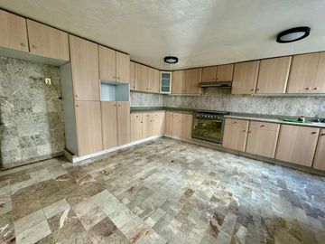 CASA EN VENTA EN SANTA MONICA