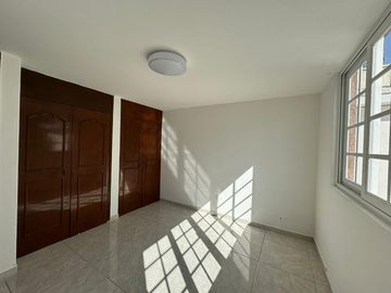 CASA EN VENTA EN SANTA MONICA