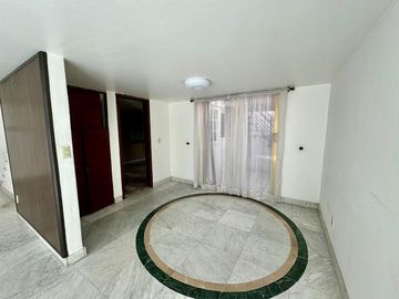 CASA EN VENTA EN SANTA MONICA