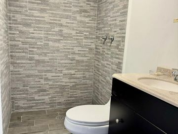 CASA EN VENTA EN SANTA MONICA