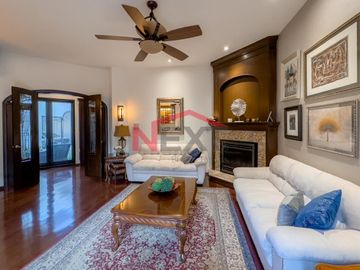 CASA EN VENTA LA JOLLA RESIDENCIAL VILLA DE LAS ESMERALDAS