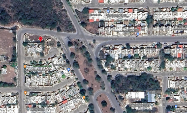 **Terreno comercial en venta sobre avenida en Los Héroes – ¡Oportunidad única!**