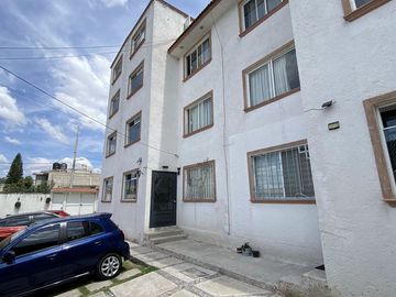 DEPARTAMENTO VENTA, UAM, PRIMER PISO, EXCELENTE ESTADO, CUSTERNA.