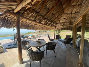 CABAÑA DE PLAYA EN VENTA (1154 mts terreno) y con  PISCINA